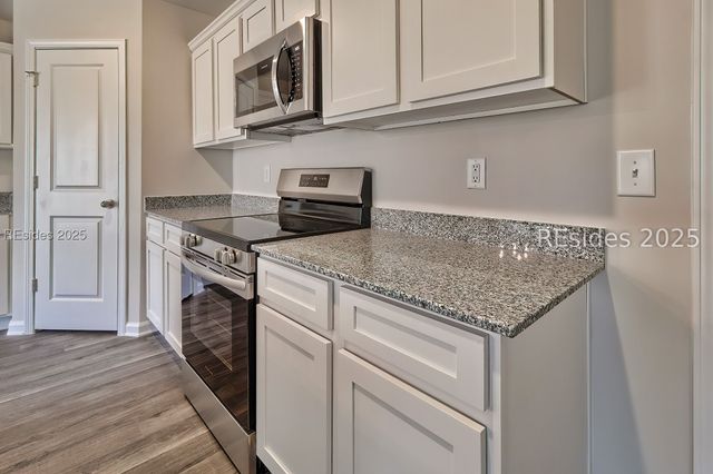 217 Volunteer Park Rd, Ridgeland, SC 29936