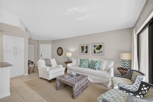 1605 S Us Highway 1 F204, Jupiter, FL 33477