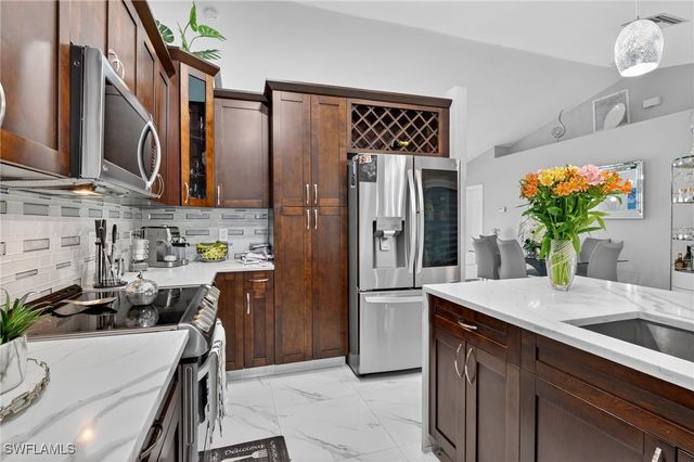 4453 43rd AVE NE, Naples, FL 34120