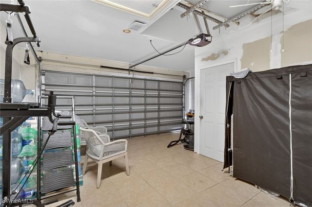 4453 43rd AVE NE, Naples, FL 34120