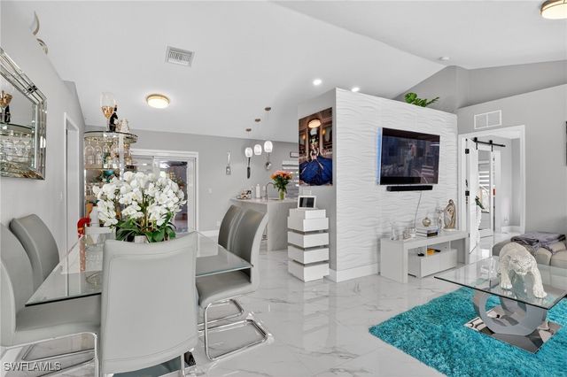 4453 43rd AVE NE, Naples, FL 34120