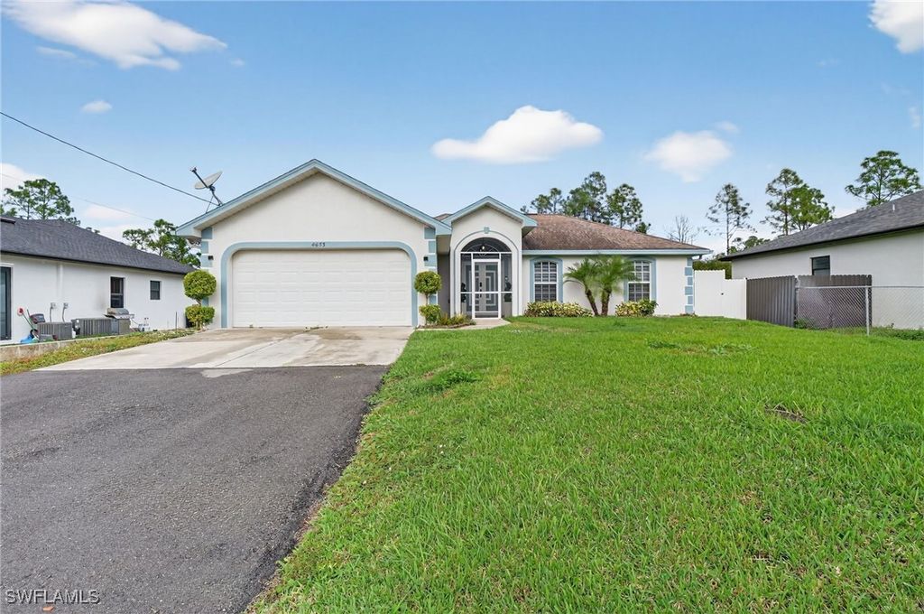 4453 43rd AVE NE, Naples, FL 34120