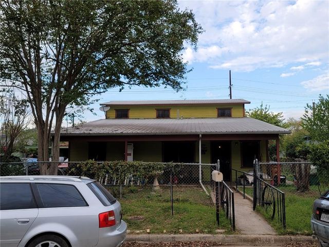 908 Chote Ave