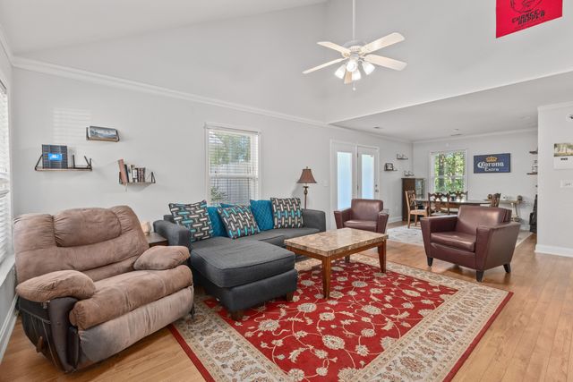940 E Estates Boulevard O, Charleston, SC 29414