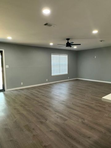 11110 N FM 1570, Greenville, TX 75402