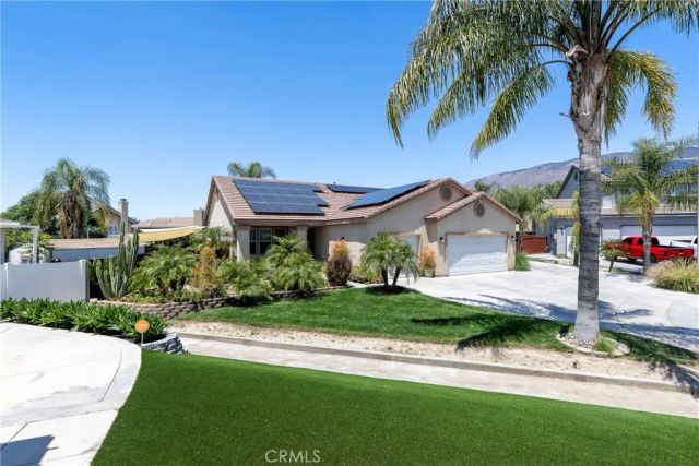 293 Captains Court, San Jacinto, CA 92583