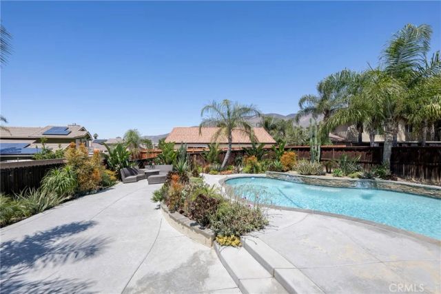 293 Captains Court, San Jacinto, CA 92583