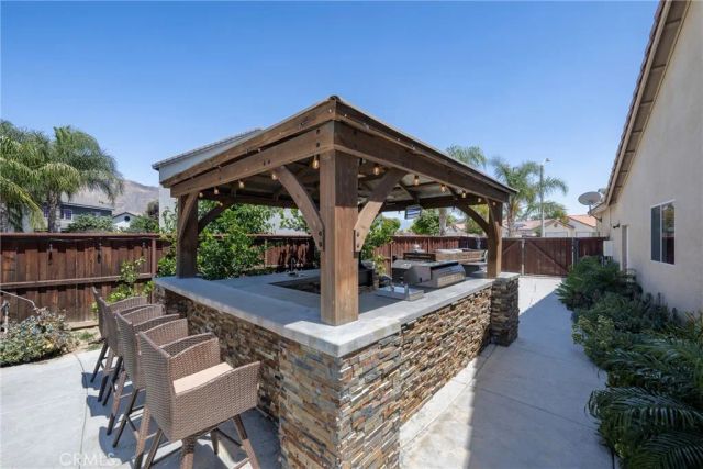 293 Captains Court, San Jacinto, CA 92583
