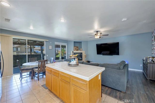 293 Captains Court, San Jacinto, CA 92583