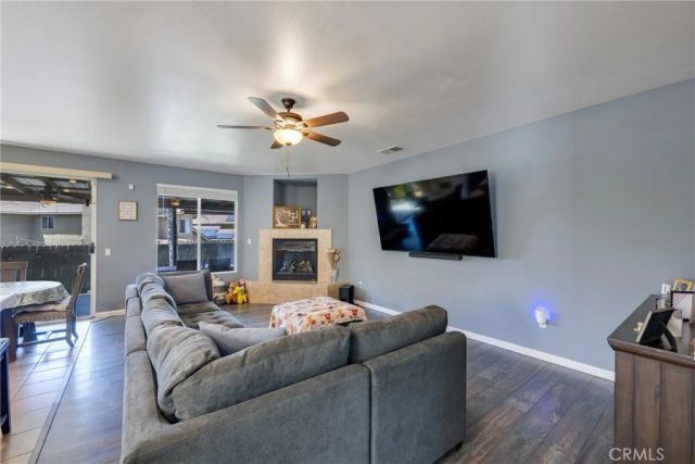 293 Captains Court, San Jacinto, CA 92583