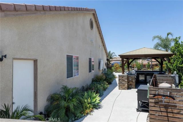 293 Captains Court, San Jacinto, CA 92583