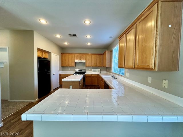 10064 San Gervasio Avenue, Las Vegas, NV 89147