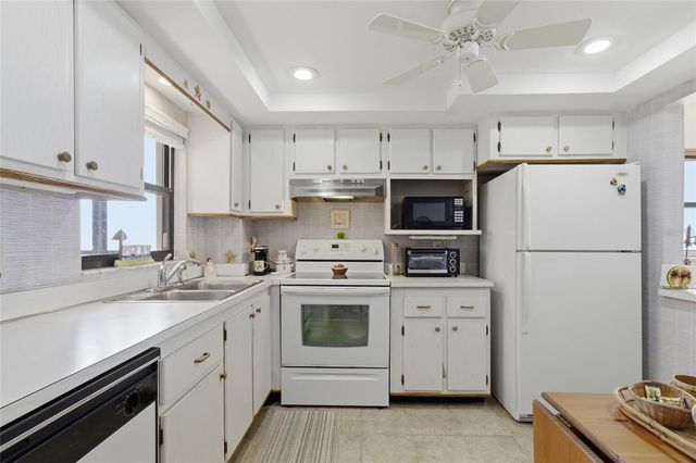 1270 GULF BOULEVARD 801, Clearwater Beach, FL 33767