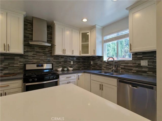 6928 Lubao Avenue, Winnetka, CA 91306