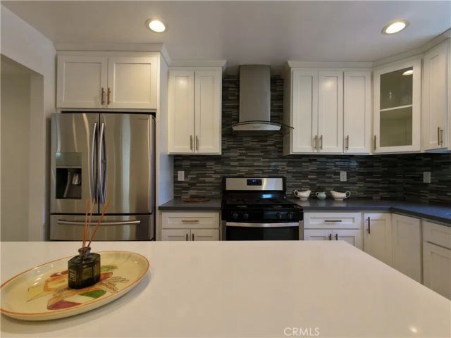 6928 Lubao Avenue, Winnetka, CA 91306