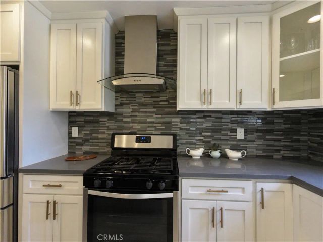 6928 Lubao Avenue, Winnetka, CA 91306