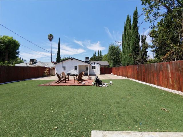 6928 Lubao Avenue, Winnetka, CA 91306