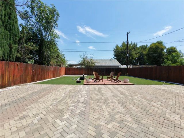 6928 Lubao Avenue, Winnetka, CA 91306
