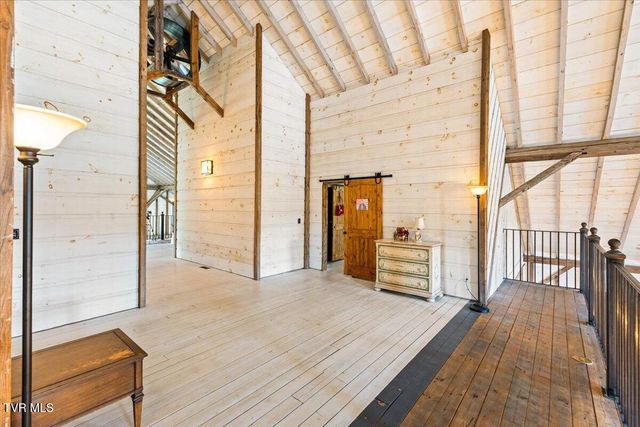 2752 Knob Creek Road, Johnson City, TN 37604