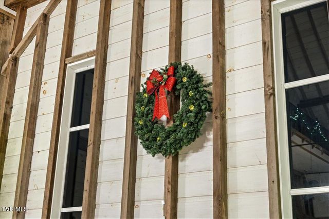 2752 Knob Creek Road, Johnson City, TN 37604