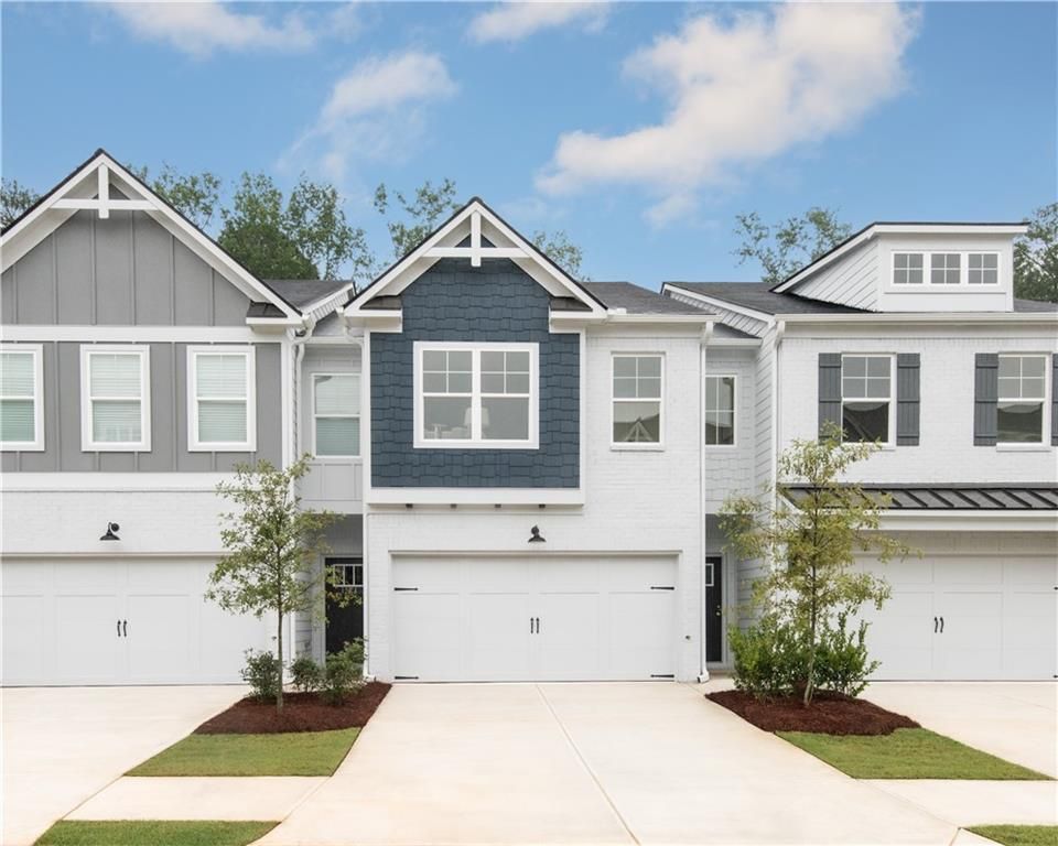 1821 Dawn Road 17, Conyers, GA 30013