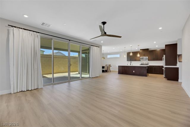 2611 Chance Canyon Street, Henderson, NV 89044
