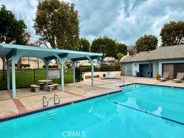 15111 Freeman 57, Lawndale, CA 90260