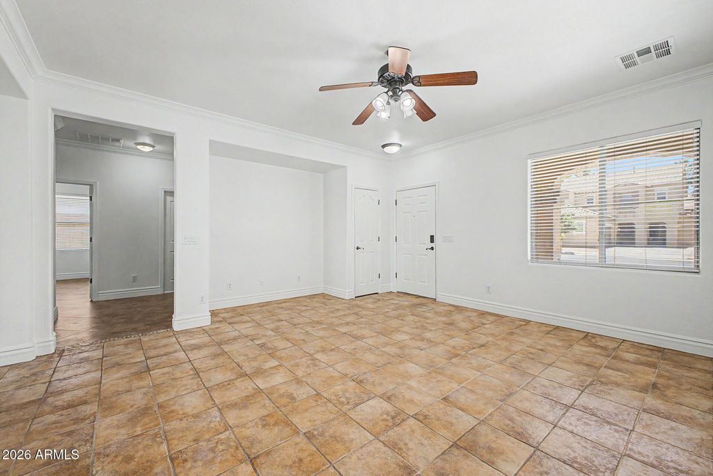 Image 8 of property listing at 4516 E WILLET Street, Gilbert, AZ 85295