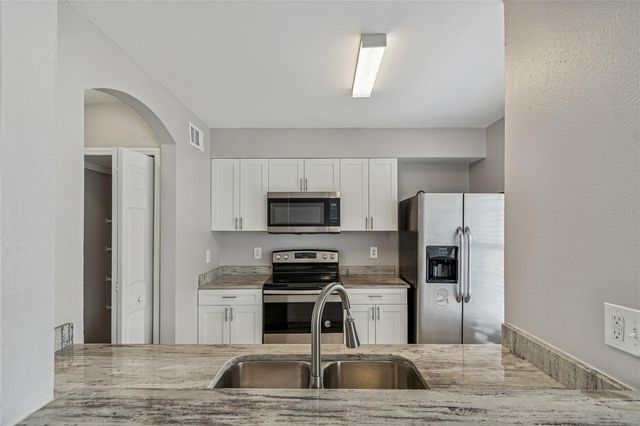 7402 E BANK DRIVE, Tampa, FL 33617