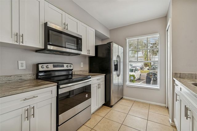 7402 E BANK DRIVE, Tampa, FL 33617