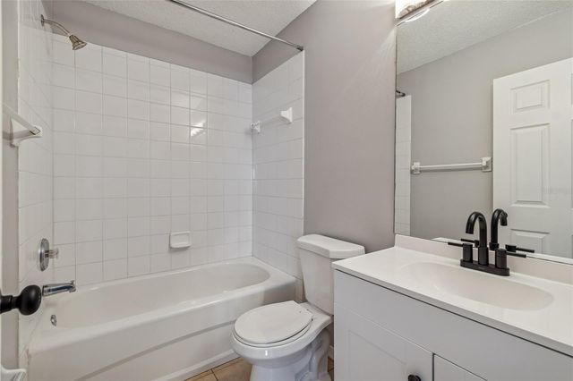 7402 E BANK DRIVE, Tampa, FL 33617