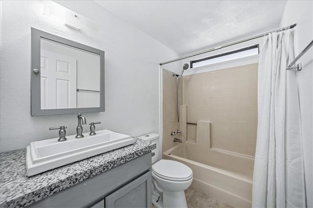 1800 Granada Drive, Bullhead City, AZ 86442