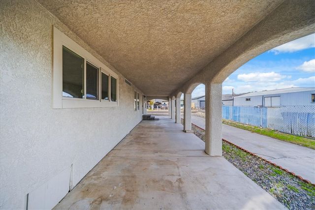 1800 Granada Drive, Bullhead City, AZ 86442