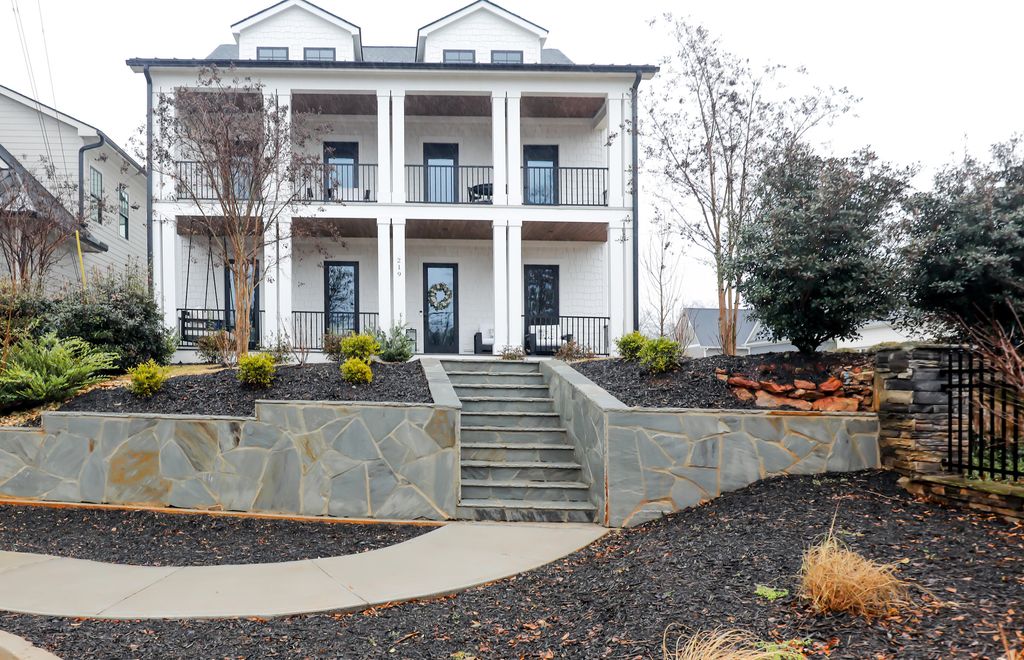 Image 1 of property listing at 219 Chapin Street, Greenville, SC 29605