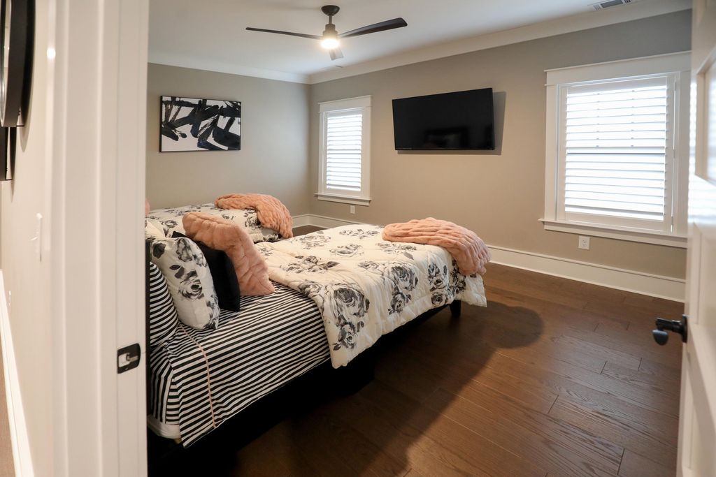 Image 31 of property listing at 219 Chapin Street, Greenville, SC 29605