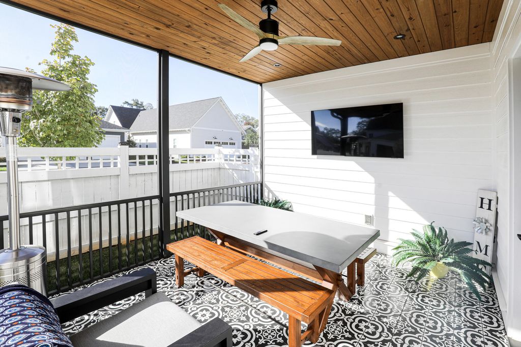 Image 41 of property listing at 219 Chapin Street, Greenville, SC 29605