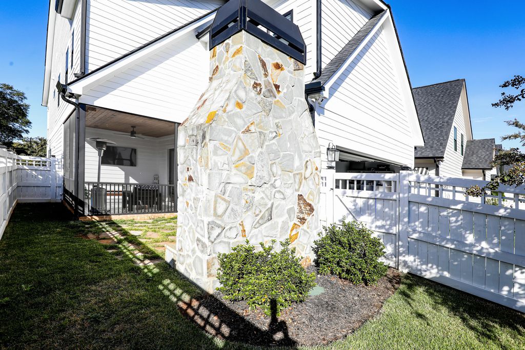 Image 44 of property listing at 219 Chapin Street, Greenville, SC 29605