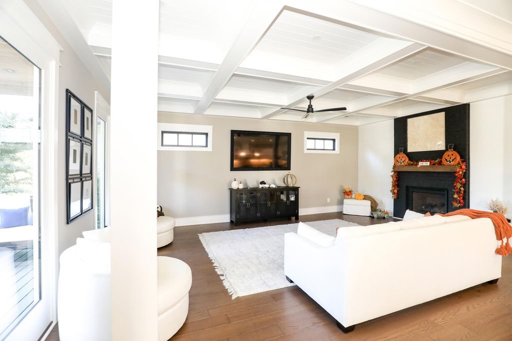 Image 8 of property listing at 219 Chapin Street, Greenville, SC 29605