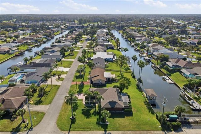 2 CLARENDON COURT S, Palm Coast, FL 32137