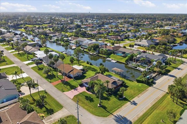 2 CLARENDON COURT S, Palm Coast, FL 32137