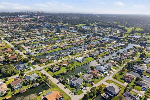 2 CLARENDON COURT S, Palm Coast, FL 32137