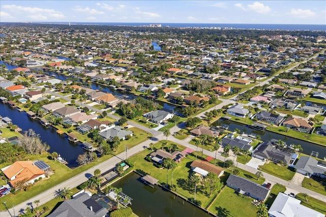 2 CLARENDON COURT S, Palm Coast, FL 32137