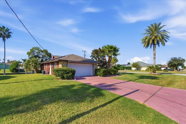 2 CLARENDON COURT S, Palm Coast, FL 32137