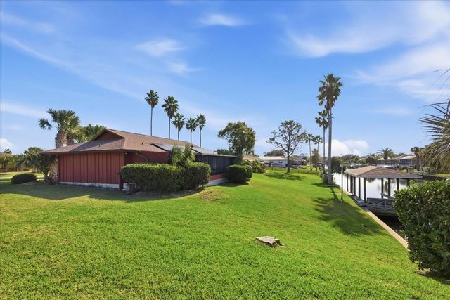 2 CLARENDON COURT S, Palm Coast, FL 32137