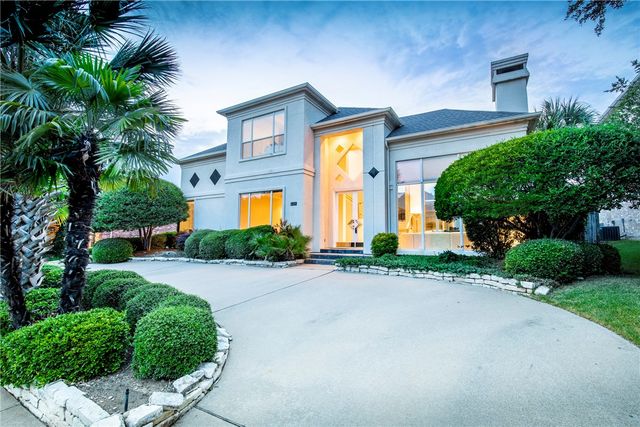 6425 Shady Oaks Lane, Plano, TX 75093