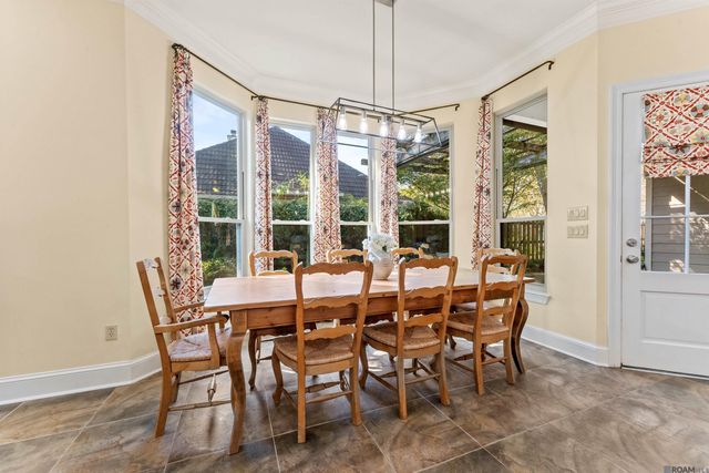 2102 Sassy Ln, Baton Rouge, LA 70808