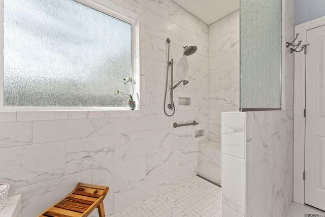 2102 Sassy Ln, Baton Rouge, LA 70808