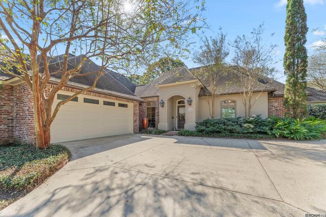 2102 Sassy Ln, Baton Rouge, LA 70808