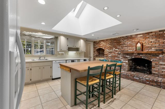 53 Driving Tee Circle, South Yarmouth, MA 02664