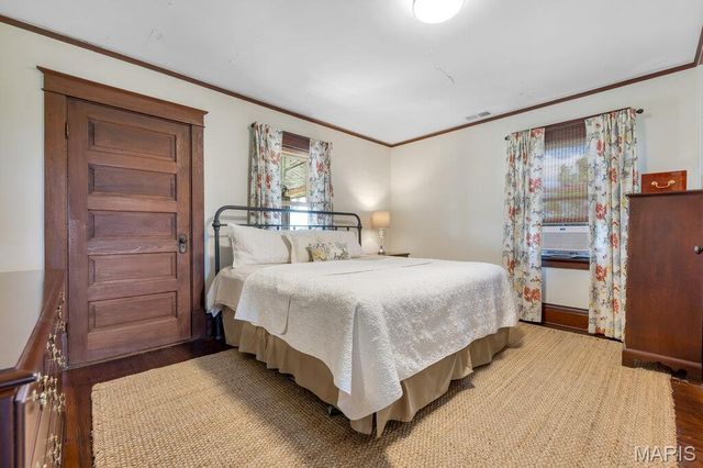 6036 Black Walnut Road, St Charles, MO 63301
